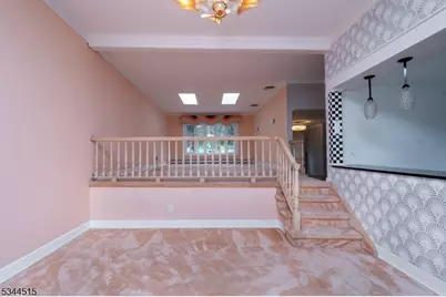 34 Lincoln St, Roseland, NJ 07068 - Photo 13