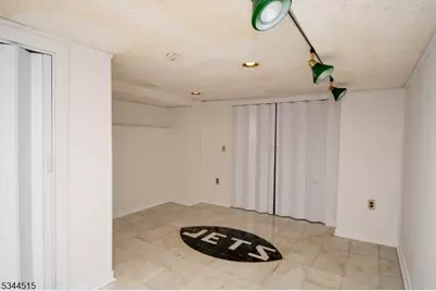 34 Lincoln St, Roseland, NJ 07068 - Photo 31