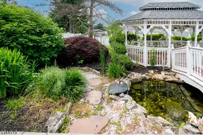 34 Lincoln St, Roseland, NJ 07068 - Photo 37