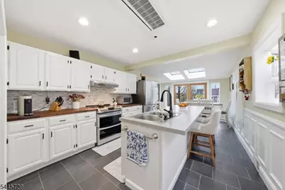 18 Erie Ave, Rockaway Township, NJ 07866 - Photo 7