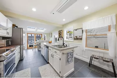 18 Erie Ave, Rockaway Township, NJ 07866 - Photo 11