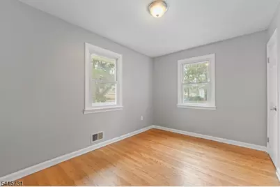 81 Jefferson Ave, Rockaway Township, NJ 07801 - Photo 15