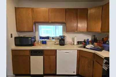 27 Woodward Ln, Bernards Township, NJ 07920 - Photo 5