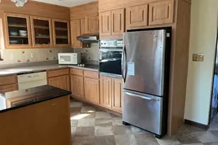 5 Sydney Pl, Manville, NJ 08835 - Photo 9