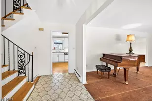 113 Crest Dr, Berkeley Heights Township, NJ 07922 - Photo 17