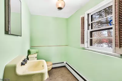 113 Crest Dr, Berkeley Heights Township, NJ 07922 - Photo 21