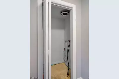 251B Elmwood Ave #C, Maplewood, NJ 07040 - Photo 13