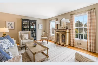 124 Howell Dr, Branchburg Township, NJ 08876 - Photo 5