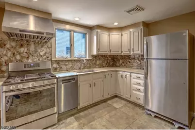 32 Center St, Bernardsville, NJ 07924 - Photo 13