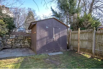 32 Center St, Bernardsville, NJ 07924 - Photo 31