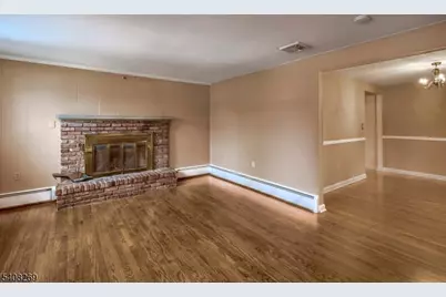 32 Center St, Bernardsville, NJ 07924 - Photo 5