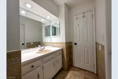 86 Almond Dr, Franklin Township, NJ 08873 - Photo 19