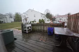 86 Almond Dr, Franklin Township, NJ 08873 - Photo 9