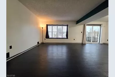 86 Almond Dr, Franklin Township, NJ 08873 - Photo 5