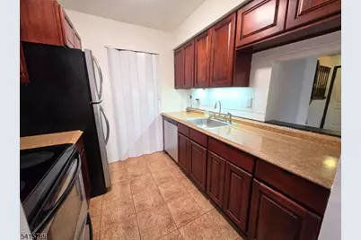 86 Almond Dr, Franklin Township, NJ 08873 - Photo 11