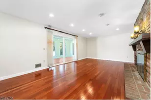 300 Old York Rd, Raritan Township, NJ 08822 - Photo 9