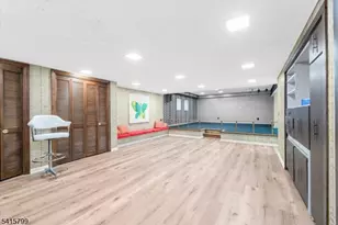 300 Old York Rd, Raritan Township, NJ 08822 - Photo 23