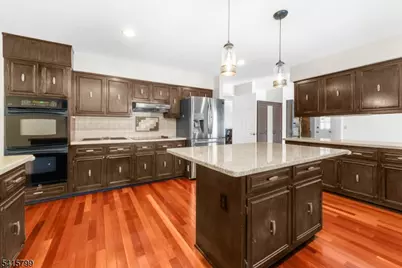 300 Old York Road, Raritan Township, NJ 08822 - Photo 7