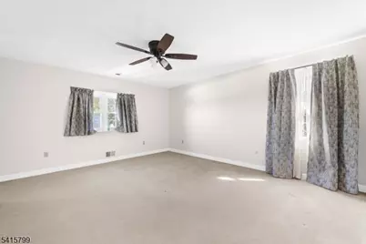 300 Old York Road, Raritan Township, NJ 08822 - Photo 15