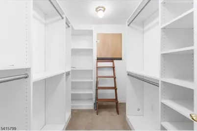 300 Old York Road, Raritan Township, NJ 08822 - Photo 17