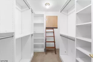 300 Old York Rd, Raritan Township, NJ 08822 - Photo 17