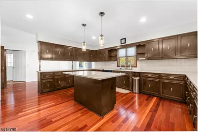 300 Old York Road, Raritan Township, NJ 08822 - Photo 5