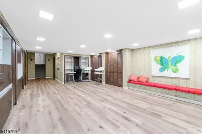 300 Old York Road, Raritan Township, NJ 08822 - Photo 25