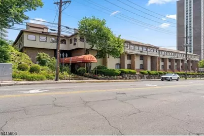 300 Gorge Rd #25, Cliffside Park, NJ 07010 - Photo 37