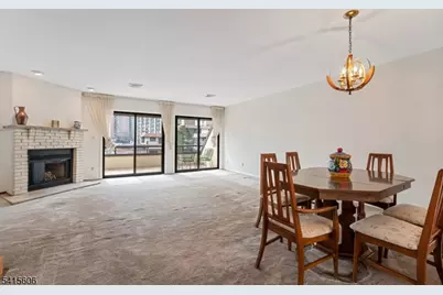 300 Gorge Rd #25, Cliffside Park, NJ 07010 - Photo 11