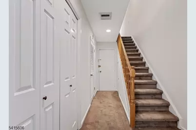 300 Gorge Rd #25, Cliffside Park, NJ 07010 - Photo 25