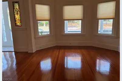 252 Highwood Ave, Ridgewood, NJ 07450 - Photo 5