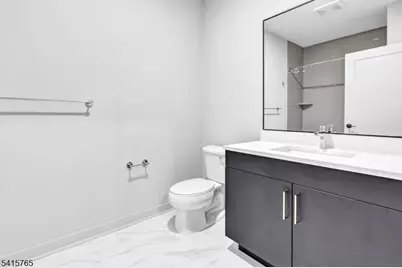 51 Okner Pkwy #2013, Livingston Twp., NJ 07039 - Photo 17
