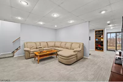 15 Littlewood Ct, Wayne, NJ 07470 - Photo 25