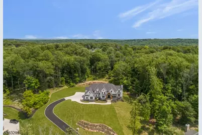 8 Cobblestone Ct, Warren Township, NJ 07059 - Photo 5