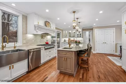 9 Buttonwood Ln, Chatham Township, NJ 07928 - Photo 9