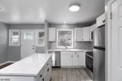 667 Colfax Rd, Wayne, NJ 07470 - Photo 5