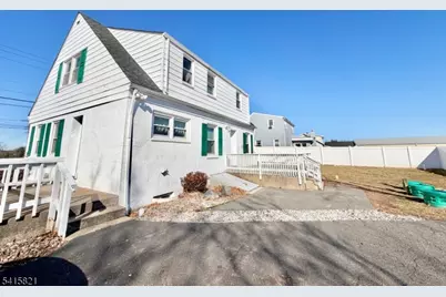 126 Hwy20231, Raritan Township, NJ 08551 - Photo 39