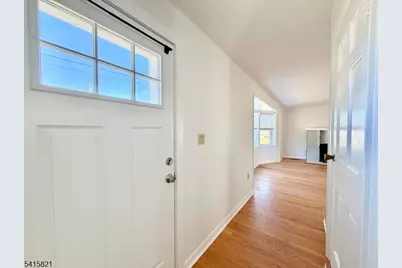 126 Hwy20231, Raritan Township, NJ 08551 - Photo 21