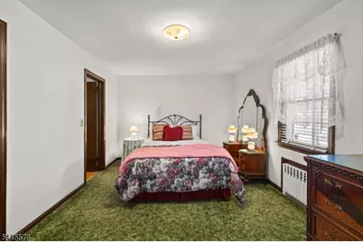 8 Kipp Pl, Paterson, NJ 07513 - Photo 9