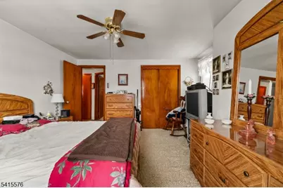 8 Kipp Pl, Paterson, NJ 07513 - Photo 21