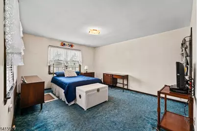 8 Kipp Pl, Paterson, NJ 07513 - Photo 3