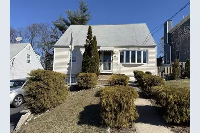 63 Raymond St, Hasbrouck Heights, NJ 07604 - Photo 3