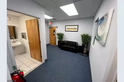 508 Hamburg Tpke, Wayne, NJ 07470 - Photo 7