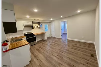 114 Maple Ave #1L, Montclair, NJ 07042 - Photo 3