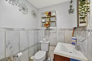 31 Mertz Ave, Belleville, NJ 07109 - Photo 17