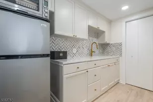 12 Ravine Rd, Verona, NJ 07044 - Photo 41