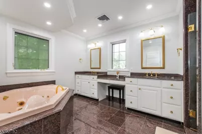 12 Ravine Rd, Verona, NJ 07044 - Photo 29