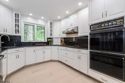 12 Ravine Rd, Verona, NJ 07044 - Photo 13