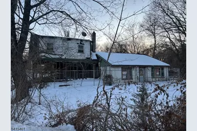 225 Woodville Rd, Millstone Township, NJ 08535 - Photo 3