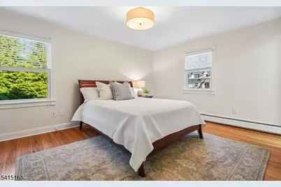 22 Brook Hollow Ln, New Providence, NJ 07974 - Photo 17